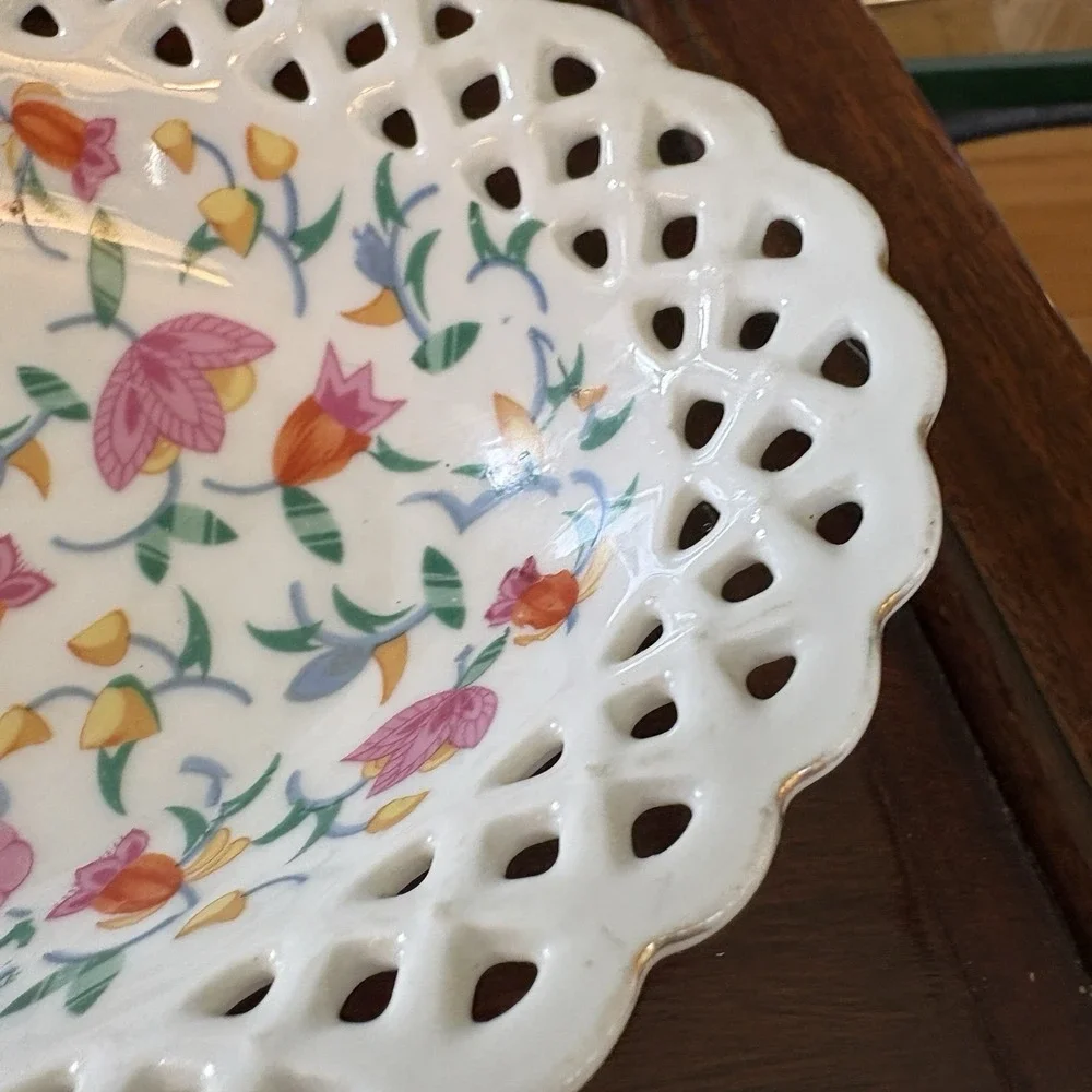 Vintage Retriculated Lace Rim Oval Dish Bright Happy Flowers 10